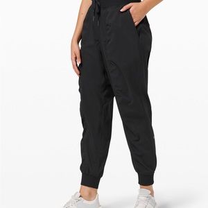 Dance Studio Mid-Rise Jogger